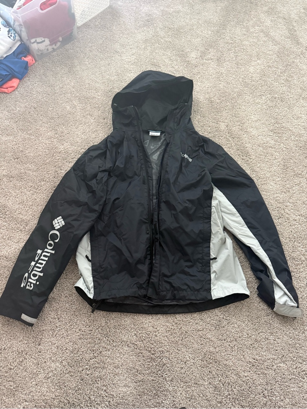 Columbia Black Hooded Jacket with Gray Mesh Lining